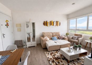 Apartamento à venda com 48m², 2 dormitórios, 1 vaga no bairro Morro Santana em Porto Alegre