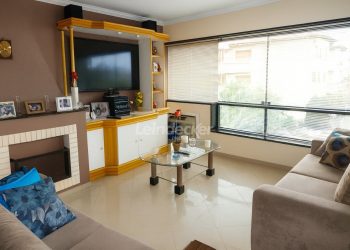 Apartamento à venda com 170m², 3 dormitórios, 1 suíte, 2 vagas no bairro Jardim Planalto em Porto Alegre