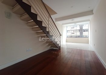 Cobertura à venda com 123m², 3 dormitórios, 1 suíte, 1 vaga no bairro Praia de Belas em Porto Alegre