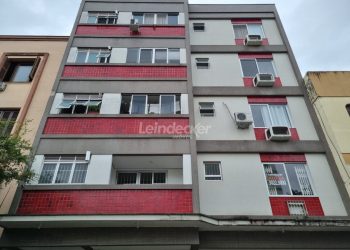 Apartamento à venda com 43m², 1 dormitório no bairro Santa Cecília em Porto Alegre