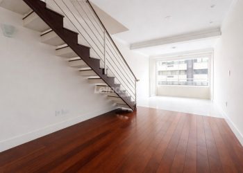 Cobertura à venda com 123m², 3 dormitórios, 1 suíte, 1 vaga no bairro Praia de Belas em Porto Alegre