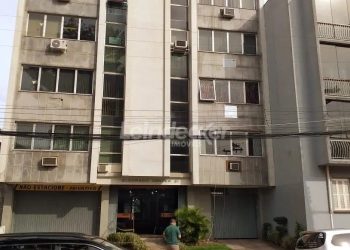 Salas/Conjuntos à venda com 31m² no bairro Santa Cecília em Porto Alegre