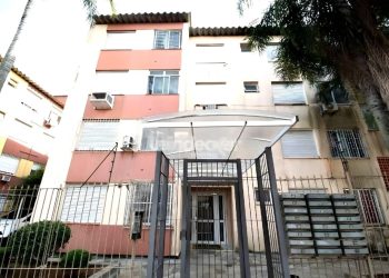 Apartamento à venda com 42m², 1 dormitório, 1 vaga no bairro Jardim do Salso em Porto Alegre
