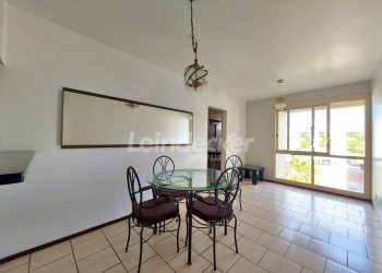 Apartamento à venda com 59m², 2 dormitórios no bairro Jardim do Salso em Porto Alegre