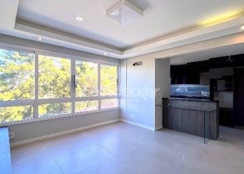 Apartamento à venda com 99m², 2 dormitórios, 1 suíte, 2 vagas no bairro Petrópolis em Porto Alegre