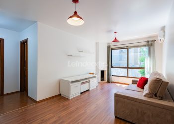 Apartamento à venda com 55m², 1 dormitório, 1 vaga no bairro Petrópolis em Porto Alegre