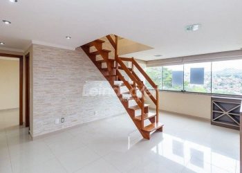 Cobertura à venda com 124m², 2 dormitórios, 1 vaga no bairro Cristal em Porto Alegre