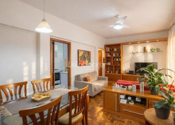 Apartamento à venda com 93m², 3 dormitórios no bairro Rio Branco em Porto Alegre