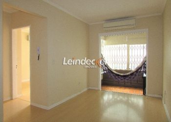 Apartamento à venda com 44m², 1 dormitório, 1 vaga no bairro Praia de Belas em Porto Alegre