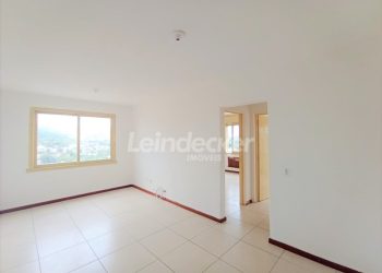 Apartamento à venda com 75m², 2 dormitórios, 1 vaga no bairro Tristeza em Porto Alegre