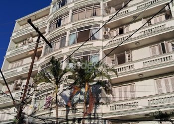 Apartamento à venda com 90m², 2 dormitórios no bairro Santana em Porto Alegre