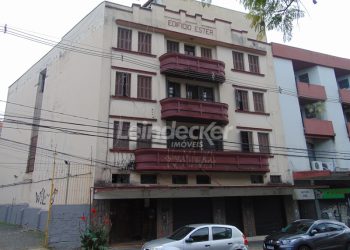 Apartamento à venda com 80m², 2 dormitórios no bairro Petrópolis em Porto Alegre