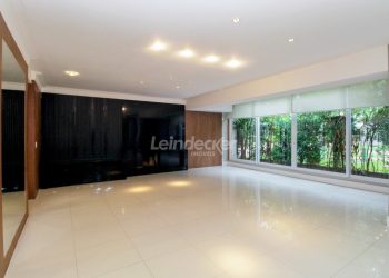 Apartamento à venda com 186m², 3 dormitórios, 1 suíte, 3 vagas no bairro Jardim Europa em Porto Alegre