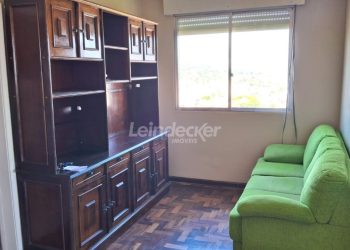 Apartamento à venda com 527m², 2 dormitórios, 1 vaga no bairro Santo Antônio em Porto Alegre