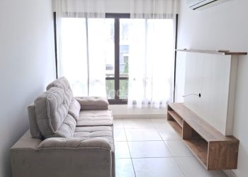 Apartamento à venda com 59m², 2 dormitórios, 1 suíte, 1 vaga no bairro São Geraldo em Porto Alegre
