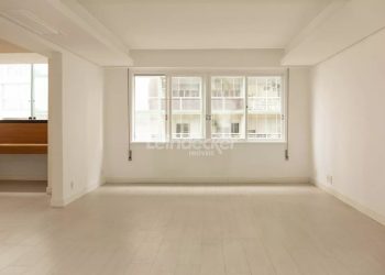 Apartamento à venda com 102m², 3 dormitórios, 1 suíte no bairro Moinhos de Vento em Porto Alegre