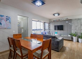 Apartamento à venda com 94m², 3 dormitórios, 1 suíte, 1 vaga no bairro Jardim Europa em Porto Alegre
