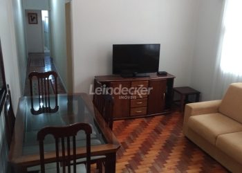 Apartamento à venda com 108m², 3 dormitórios no bairro São Geraldo em Porto Alegre