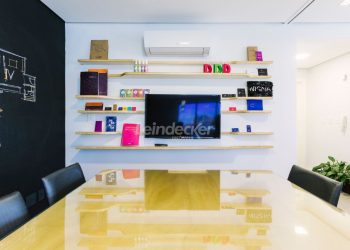 Salas/Conjuntos à venda com 58m² no bairro Auxiliadora em Porto Alegre