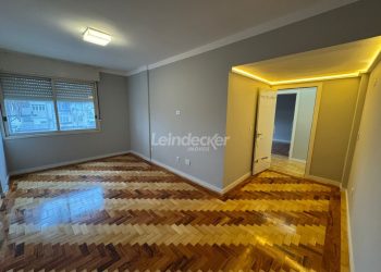 Apartamento à venda com 156m², 3 dormitórios, 1 vaga no bairro Petrópolis em Porto Alegre