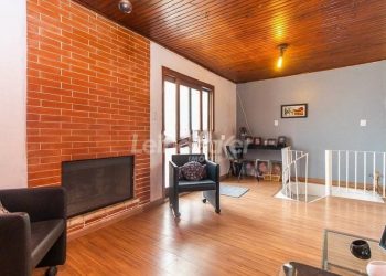 Apartamento à venda com 98m², 2 dormitórios no bairro Santana em Porto Alegre