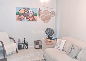 Apartamento à venda com 64m², 2 dormitórios no bairro Teresópolis em Porto Alegre
