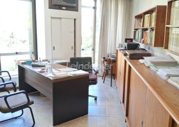 Salas/Conjuntos à venda com 49m² no bairro Rio Branco em Porto Alegre