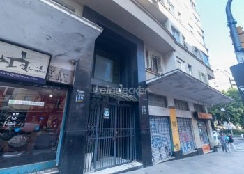 Apartamento à venda com 82m², 3 dormitórios, 1 suíte no bairro Centro Histórico em Porto Alegre