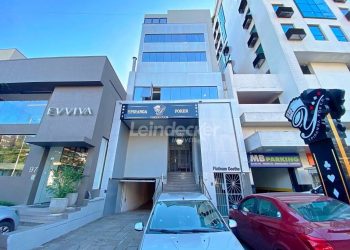 Prédio Comercial à venda com 1.300m², 7 vagas no bairro Rio Branco em Porto Alegre