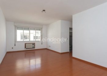 Apartamento à venda com 80m², 2 dormitórios, 1 vaga no bairro Petrópolis em Porto Alegre