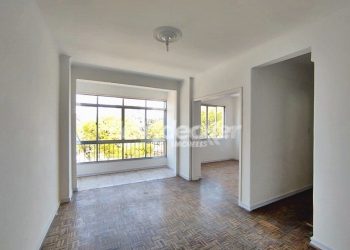 Apartamento à venda com 86m², 2 dormitórios no bairro Farroupilha em Porto Alegre