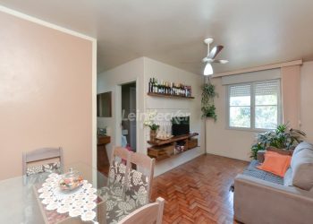 Apartamento à venda com 65m², 3 dormitórios, 1 vaga no bairro Cavalhada em Porto Alegre