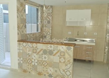 Apto Garden à venda com 99m², 2 dormitórios no bairro Centro Histórico em Porto Alegre