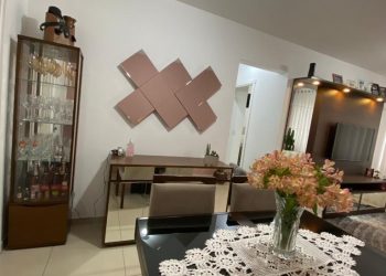 Apartamento à venda com 52m², 2 dormitórios, 1 vaga no bairro São José em Porto Alegre