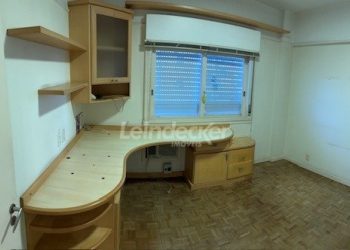 Apartamento à venda com 97m², 3 dormitórios, 1 suíte, 1 vaga no bairro Independência em Porto Alegre