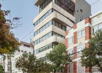 Apartamento à venda com 110m², 3 dormitórios, 1 suíte, 2 vagas no bairro Menino Deus em Porto Alegre
