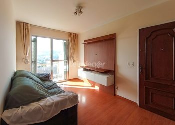 Cobertura à venda com 114m², 2 dormitórios, 2 vagas no bairro Medianeira em Porto Alegre