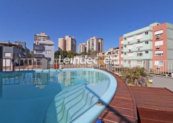 Cobertura à venda com 151m², 2 dormitórios, 2 vagas no bairro Higienópolis em Porto Alegre