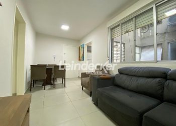 Apartamento à venda com 55m², 2 dormitórios no bairro Petrópolis em Porto Alegre