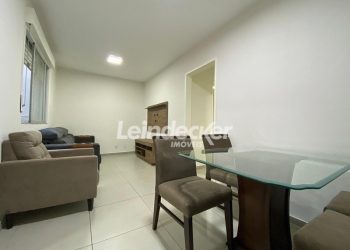 Apartamento à venda com 55m², 2 dormitórios no bairro Petrópolis em Porto Alegre