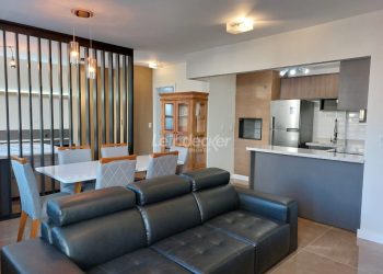 Apartamento à venda com 50m², 1 dormitório, 1 vaga no bairro Auxiliadora em Porto Alegre