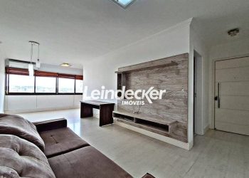 Apartamento à venda com 94m², 3 dormitórios, 1 suíte, 2 vagas no bairro Vila Ipiranga em Porto Alegre
