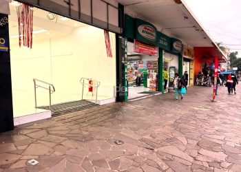 Loja à venda com 706m² no bairro Cristo Redentor em Porto Alegre