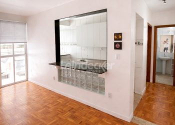 Apartamento à venda com 43m², 1 dormitório no bairro Santana em Porto Alegre
