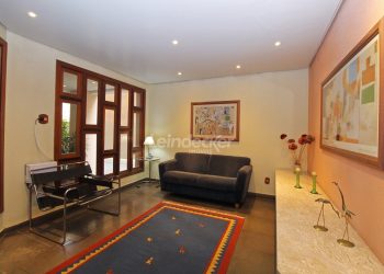 Apartamento à venda com 112m², 3 dormitórios, 1 suíte, 2 vagas no bairro Petrópolis em Porto Alegre
