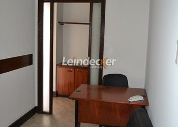 Salas/Conjuntos à venda com 45m² no bairro Centro Histórico em Porto Alegre