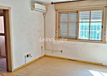 Apartamento à venda com 48m², 1 dormitório no bairro Santo Antônio em Porto Alegre