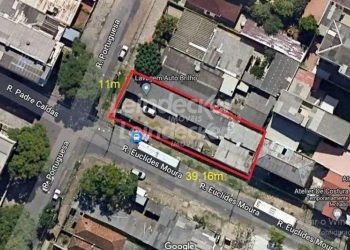 Terreno Comercial à venda com 430m² no bairro Partenon em Porto Alegre