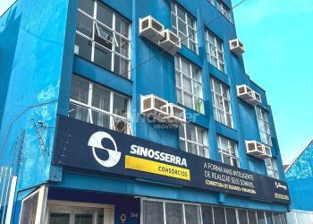 Prédio Comercial à venda com 1.852m², 28 vagas no bairro Floresta em Porto Alegre