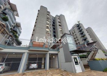 Apartamento à venda com 40m², 1 dormitório, 1 vaga no bairro Cristo Redentor em Porto Alegre